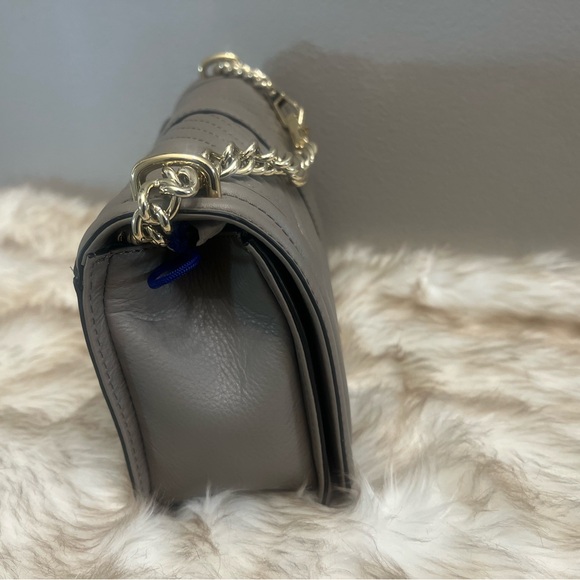 Chevron Quilted Love Crossbody - Picture 7 of 8